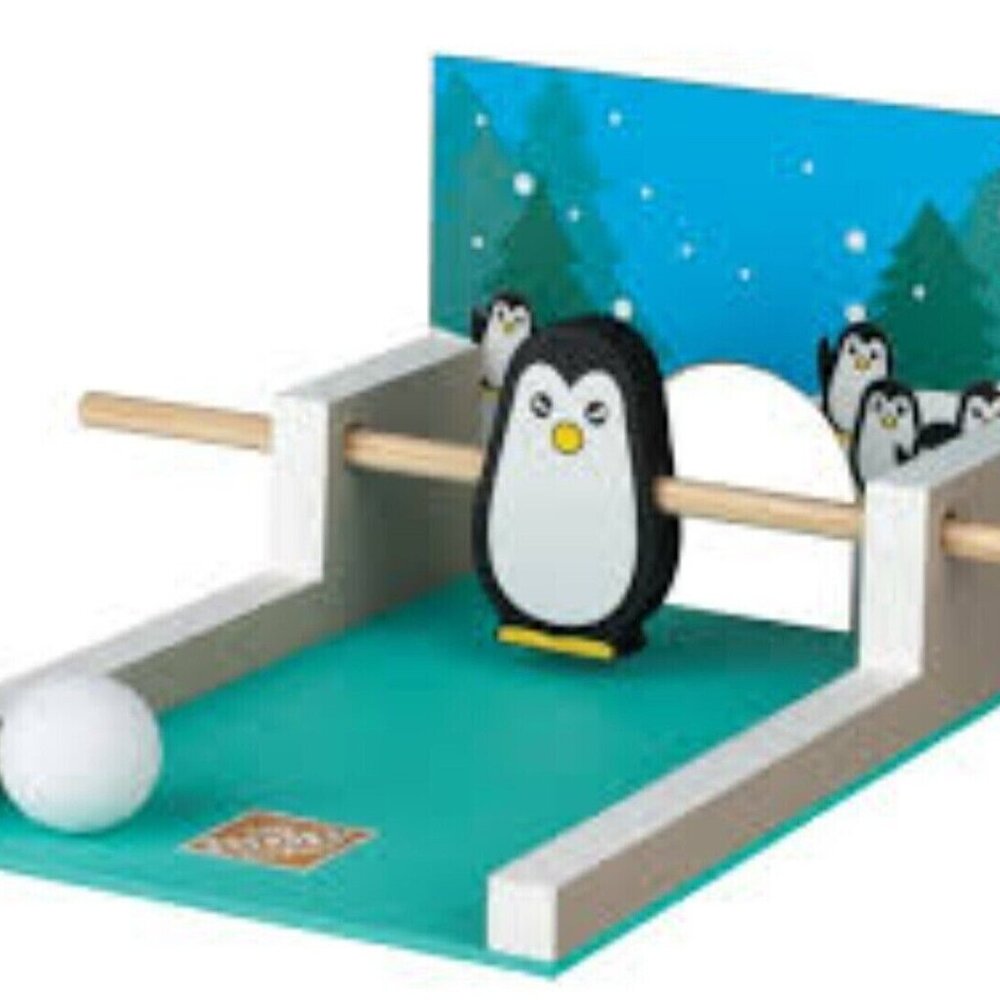 Home Depot Kid's Workshop Kit Penguin Snowball Game with PIn, Certificate, Ball